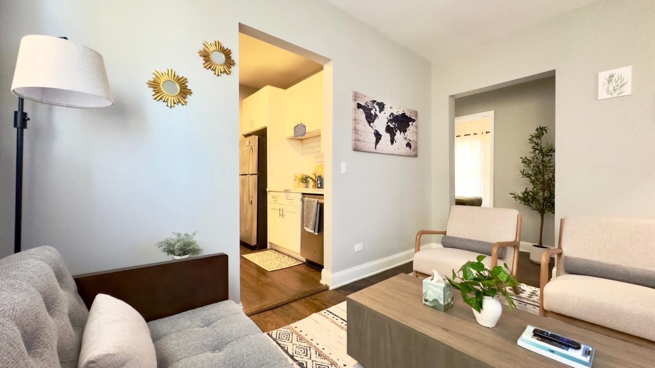 Photo of Livingroom in Albany Park
