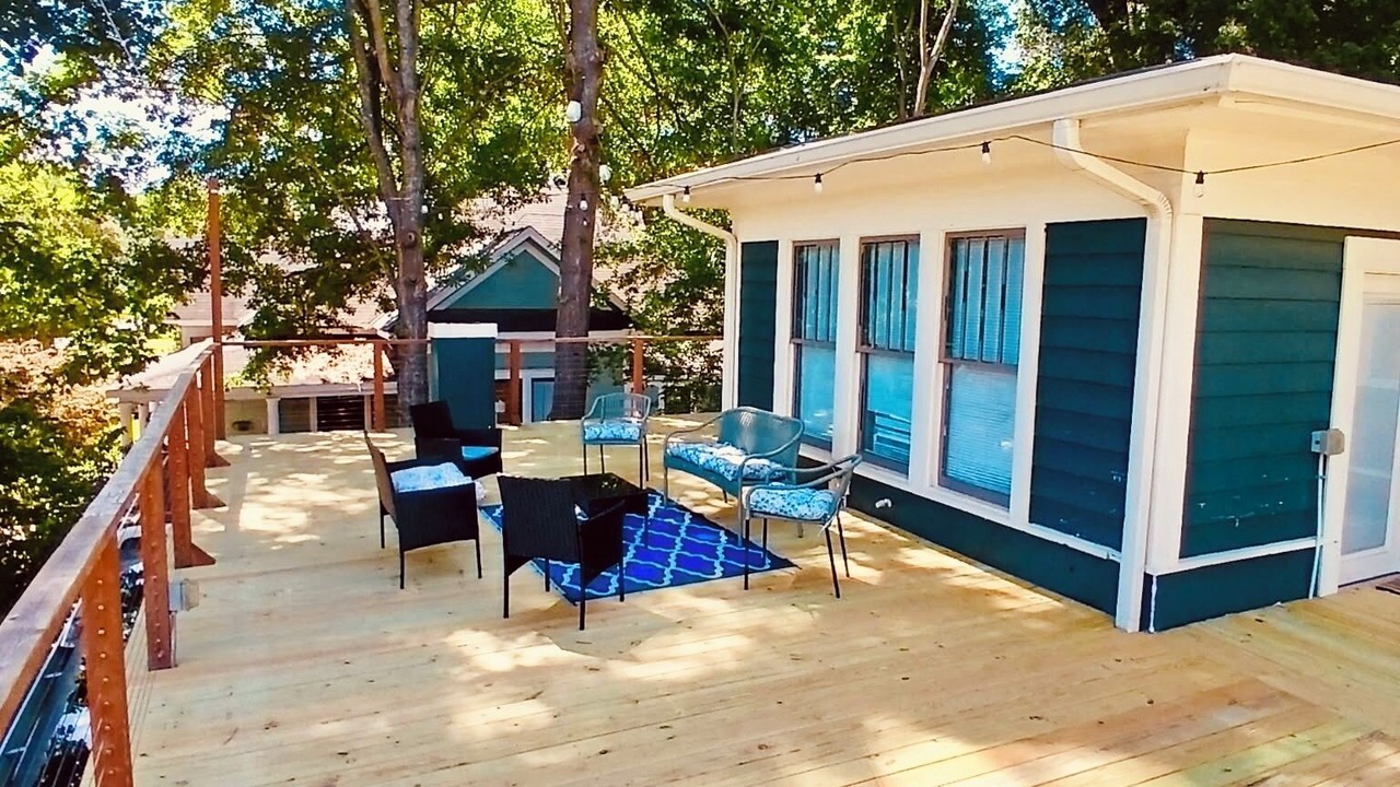 Photo of Outdoor in Highland Historic District
