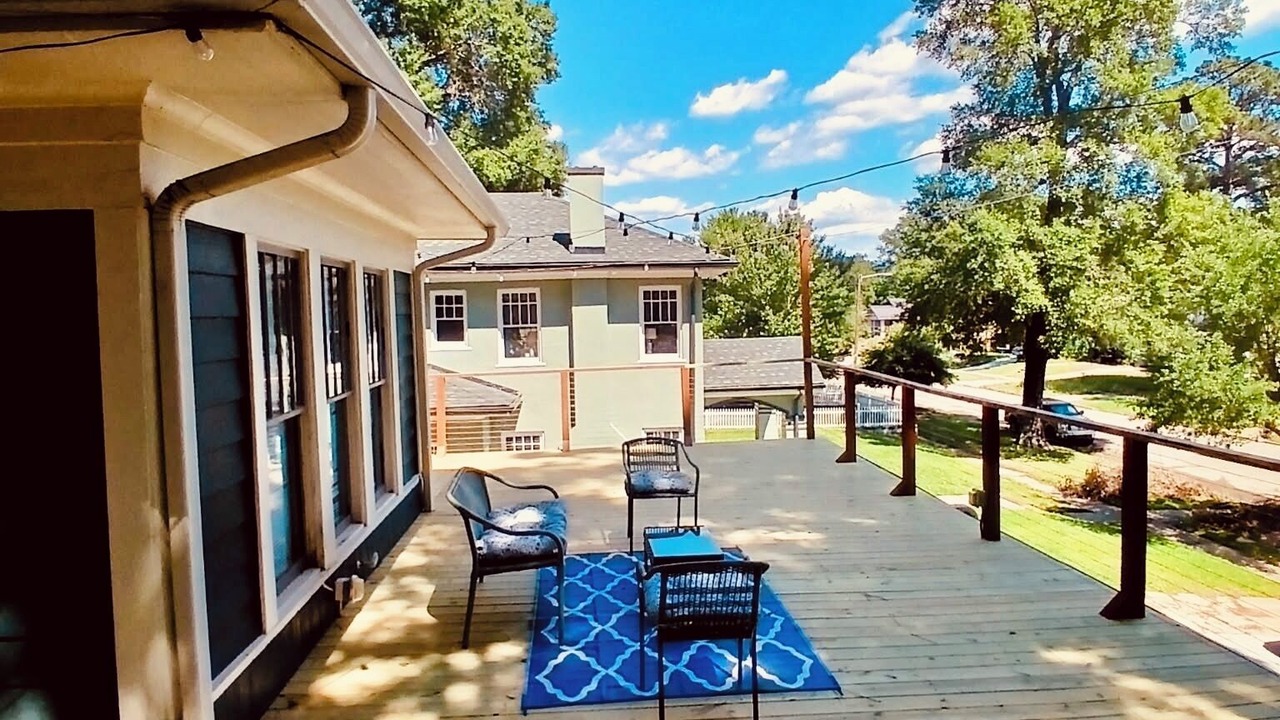 Photo of Patio Balcony in Highland Historic District