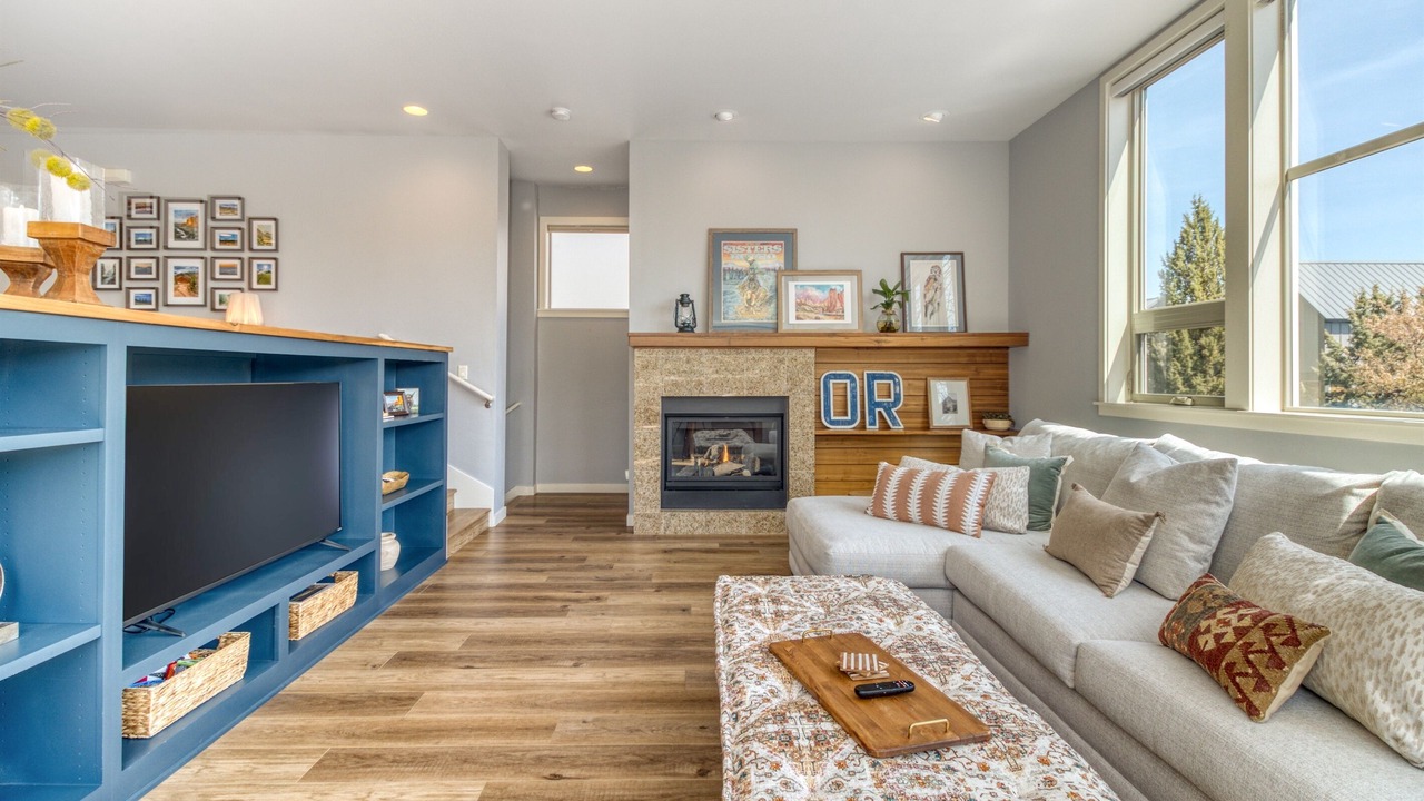 Photo of Livingroom in Redmond