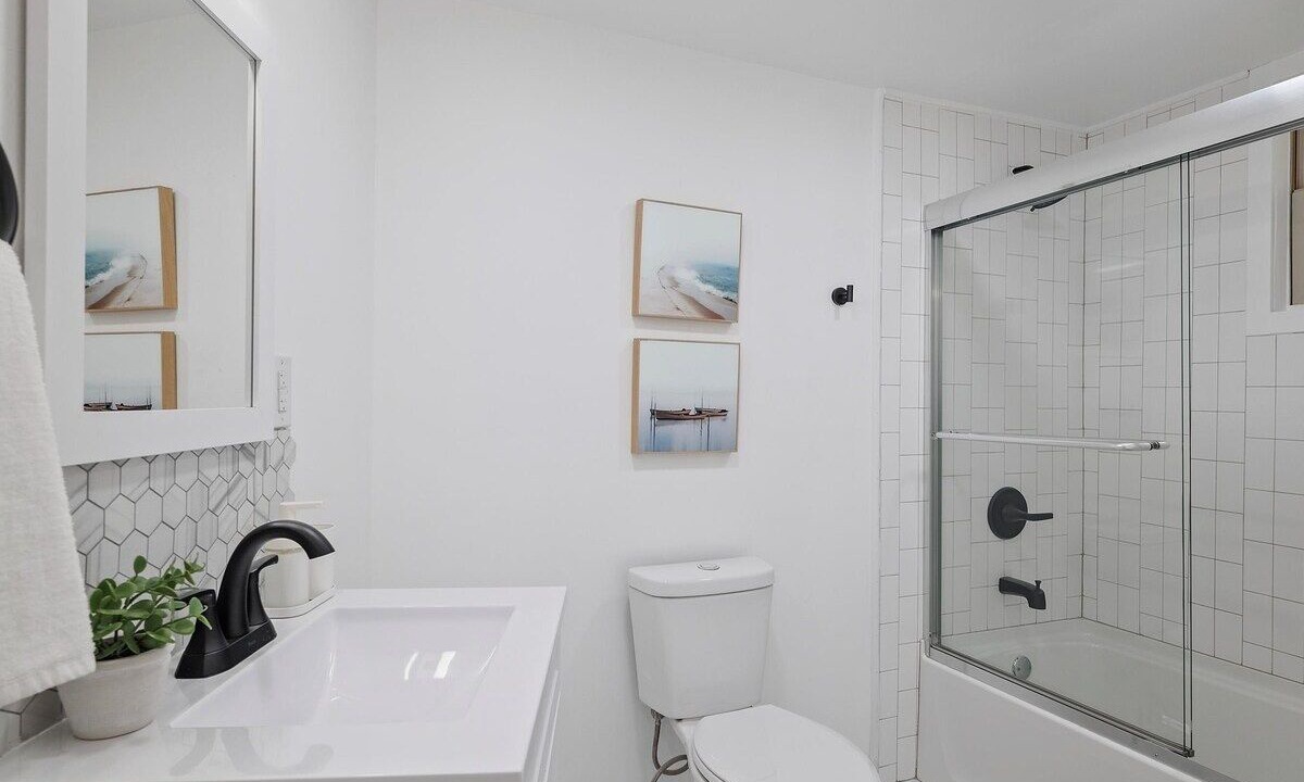 Photo of Bathroom in Shadyside