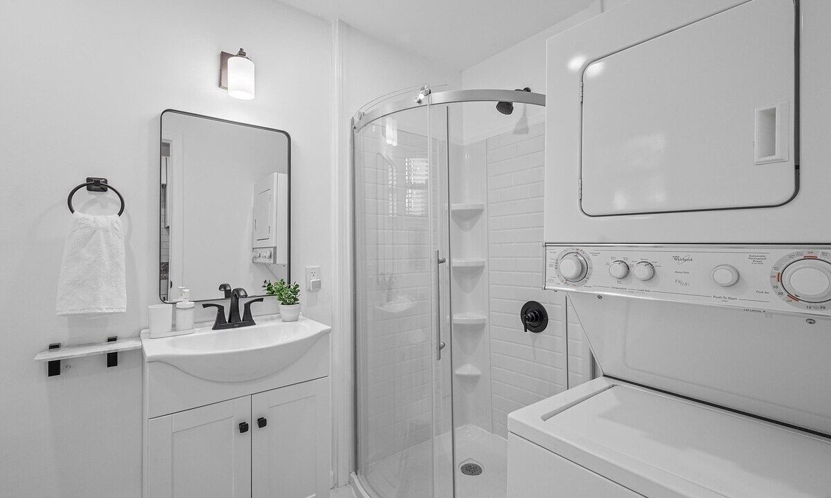 Photo of Bathroom in Shadyside