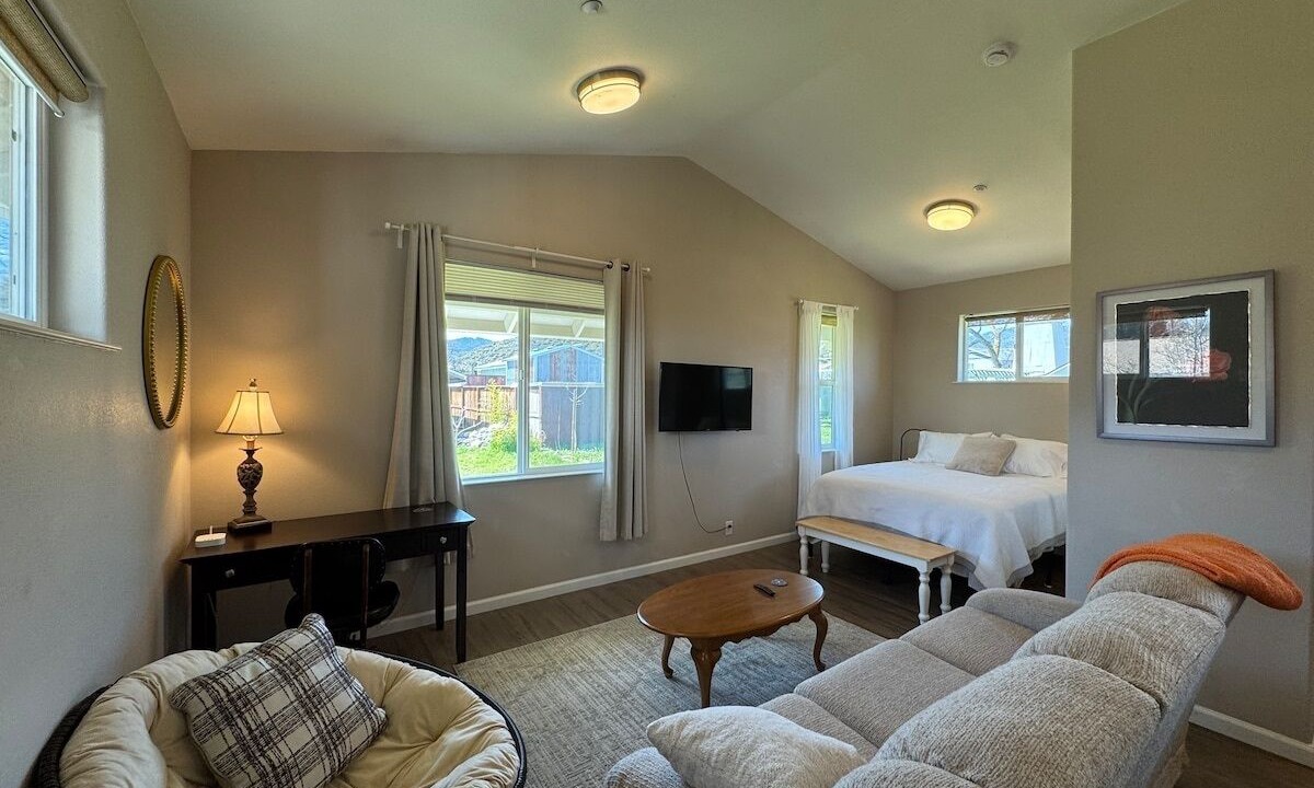 Photo of Livingroom in Middletown