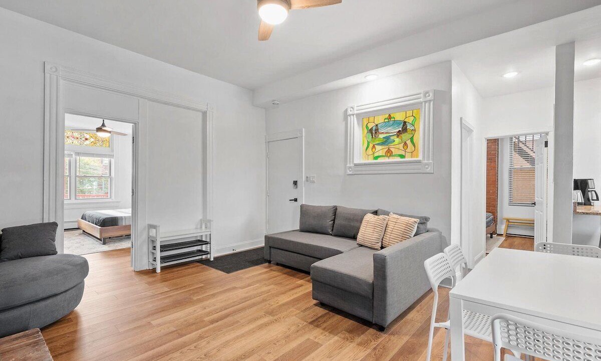 Photo of Livingroom in Shadyside