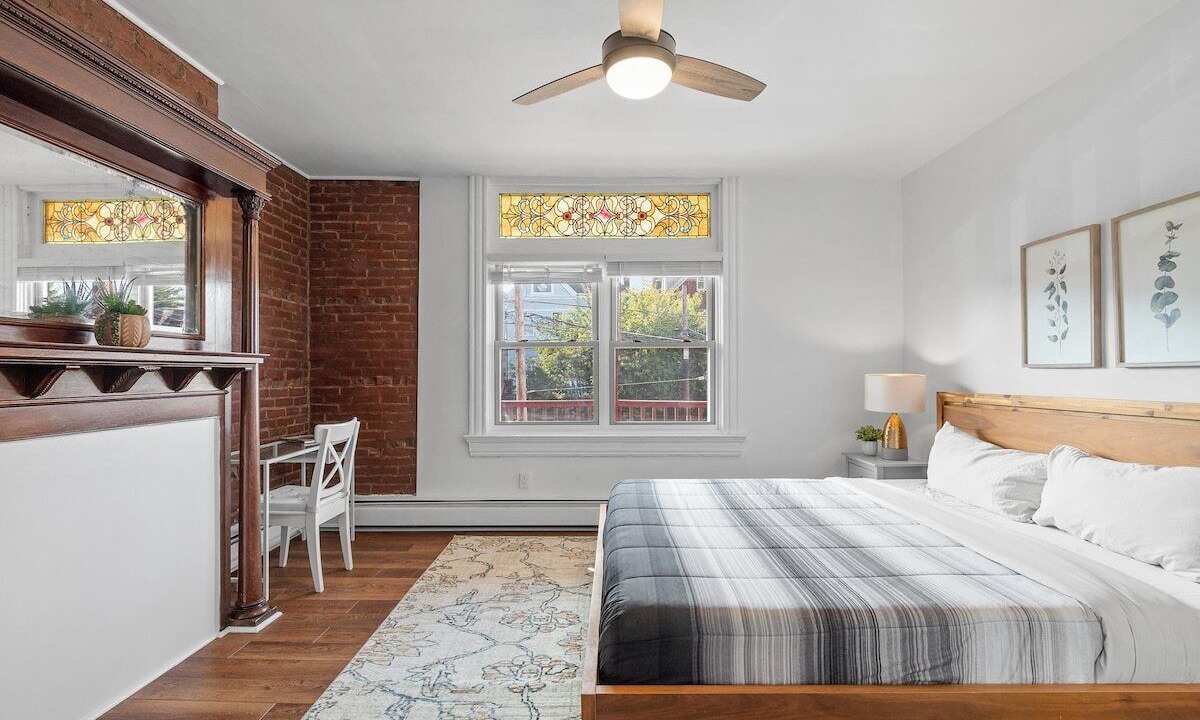 Photo of Bedroom in Shadyside