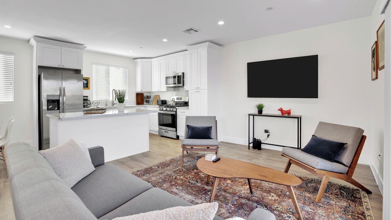Photo of Livingroom in Hawthorne