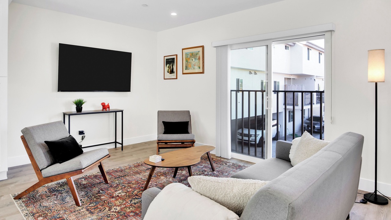 Photo of Livingroom in Hawthorne