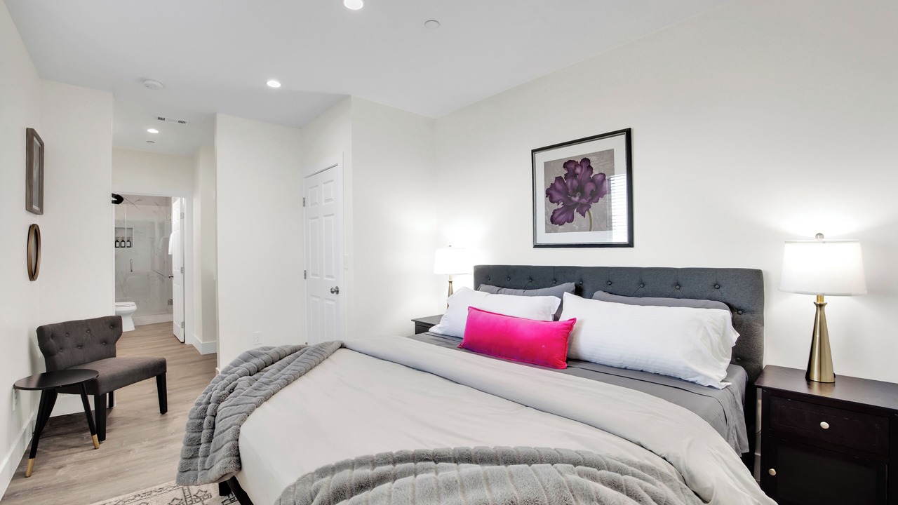 Photo of Bedroom in Hawthorne