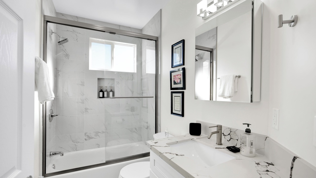 Photo of Bathroom in Hawthorne