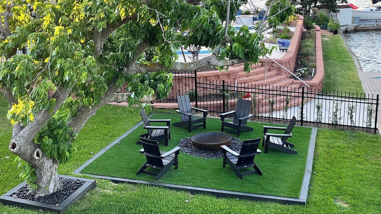 Photo of Patio Balcony in April Sound