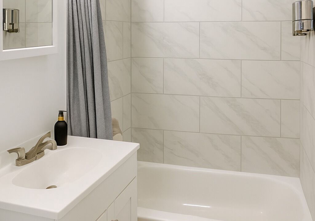 Photo of Bathroom in Niles