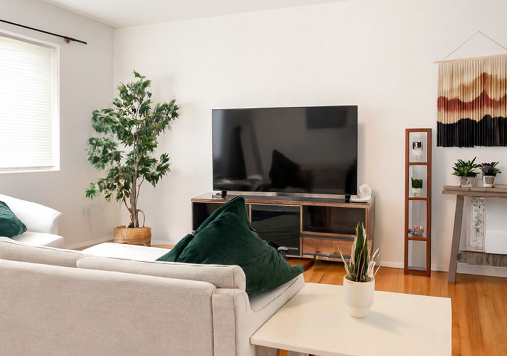 Photo of Livingroom in Niles