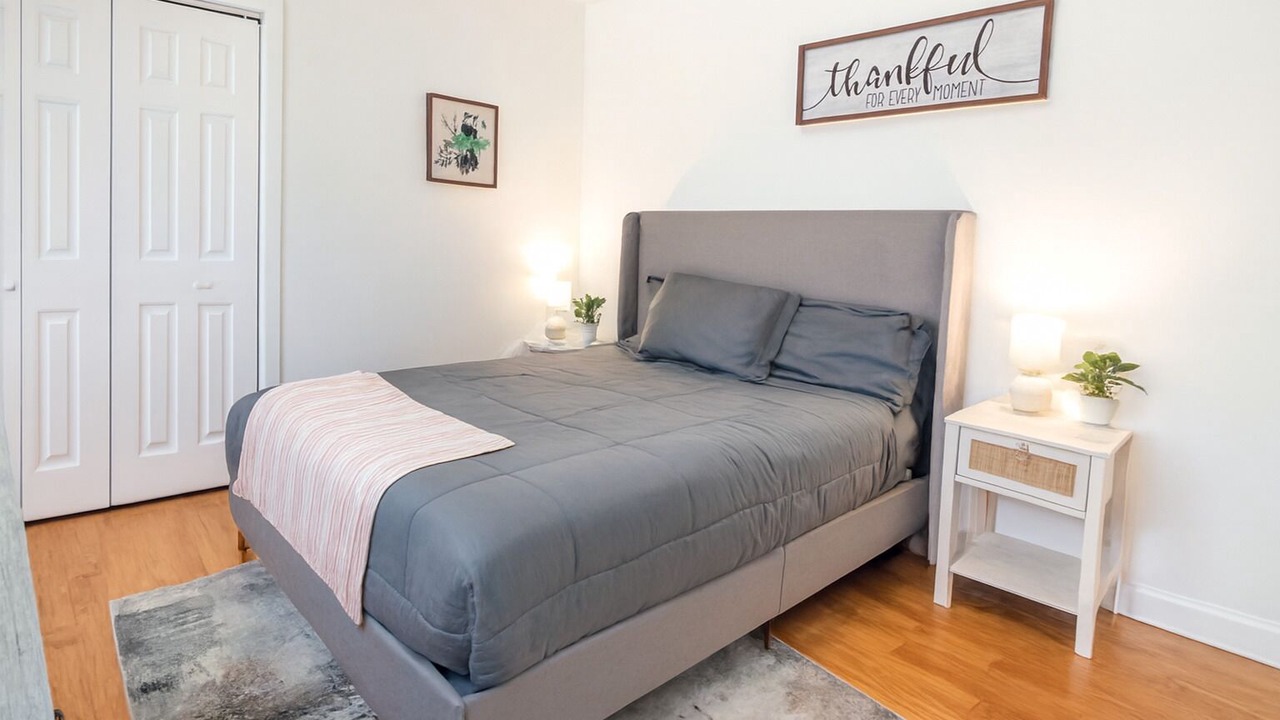 Photo of Bedroom in Niles