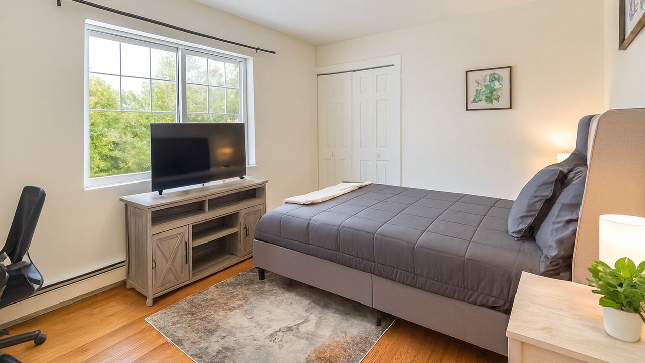 Photo of Bedroom in Niles