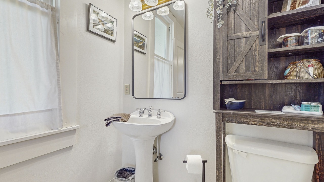 Photo of Bathroom in Crooked River Ranch