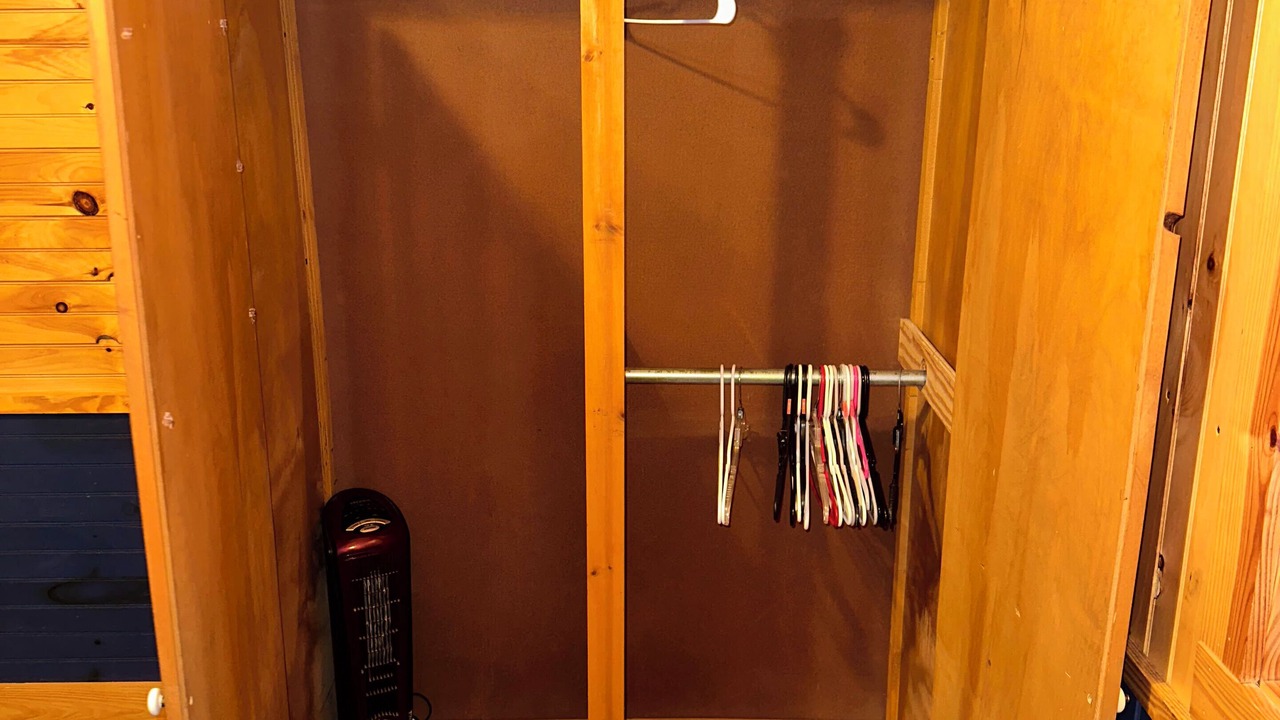 Photo of Bedroom in Cookson