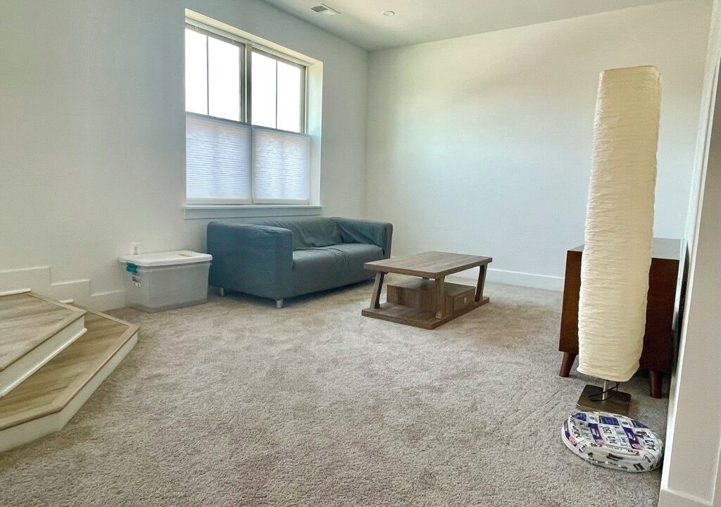 Photo of Livingroom in Rockville