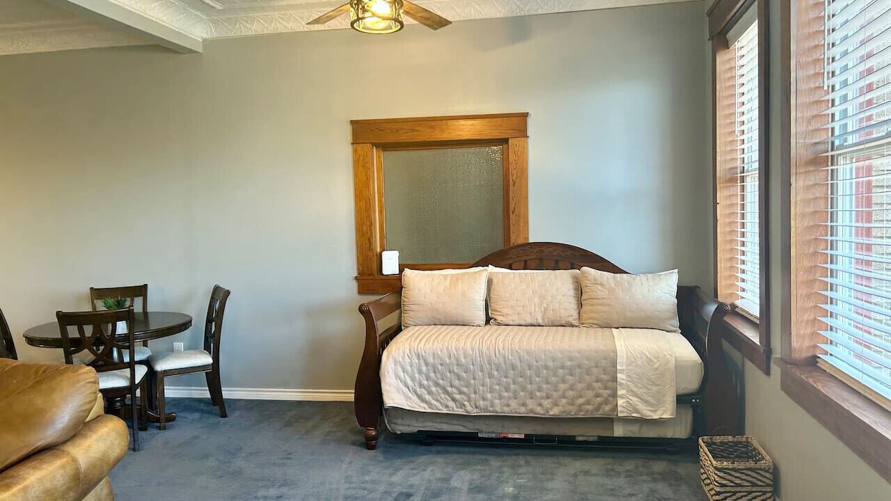Photo of Livingroom in Eastland