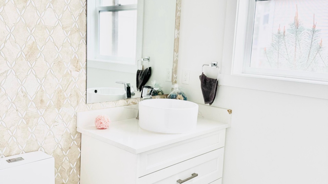 Photo of Bathroom in Highline