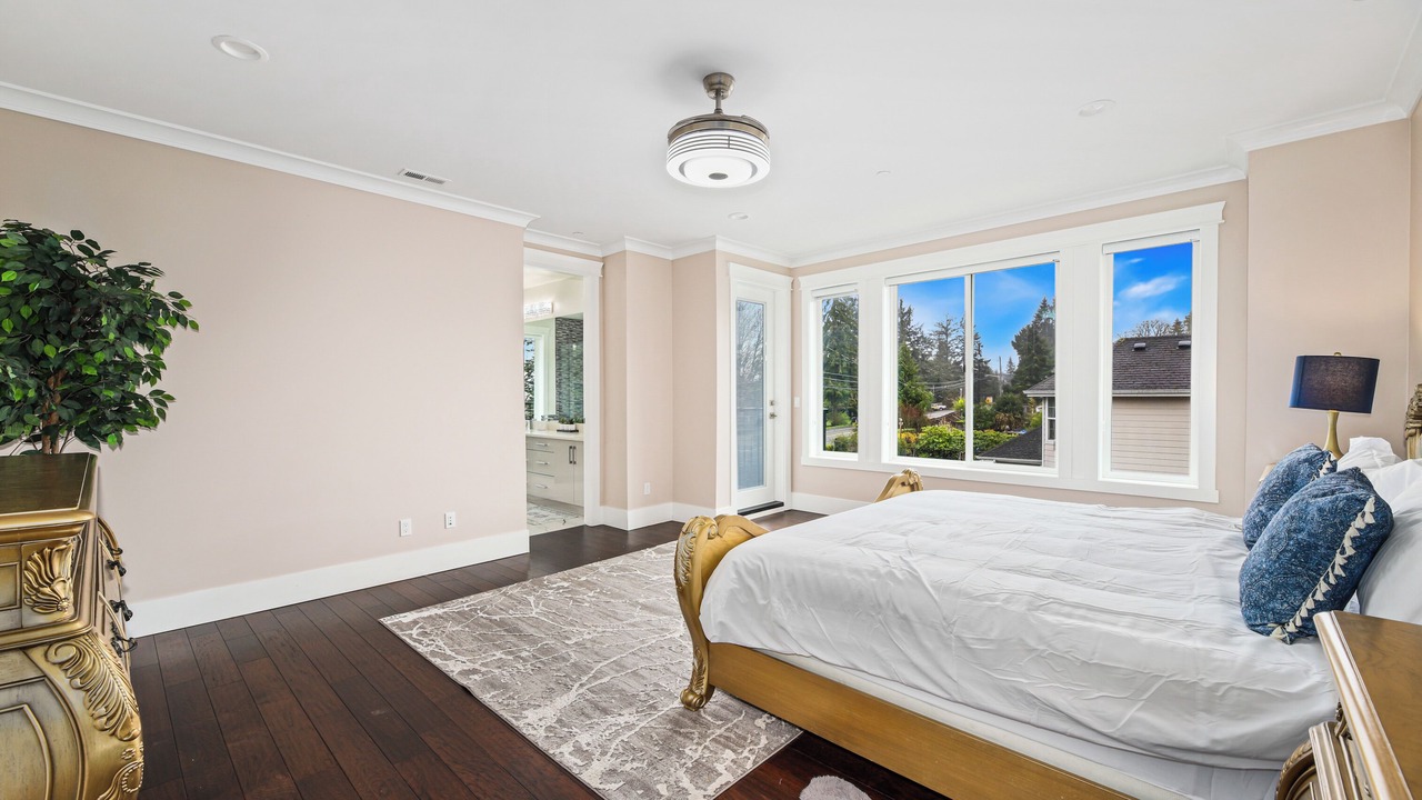 Photo of Others in Highline