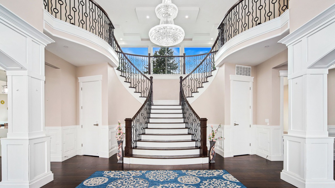 Photo of Others in Highline