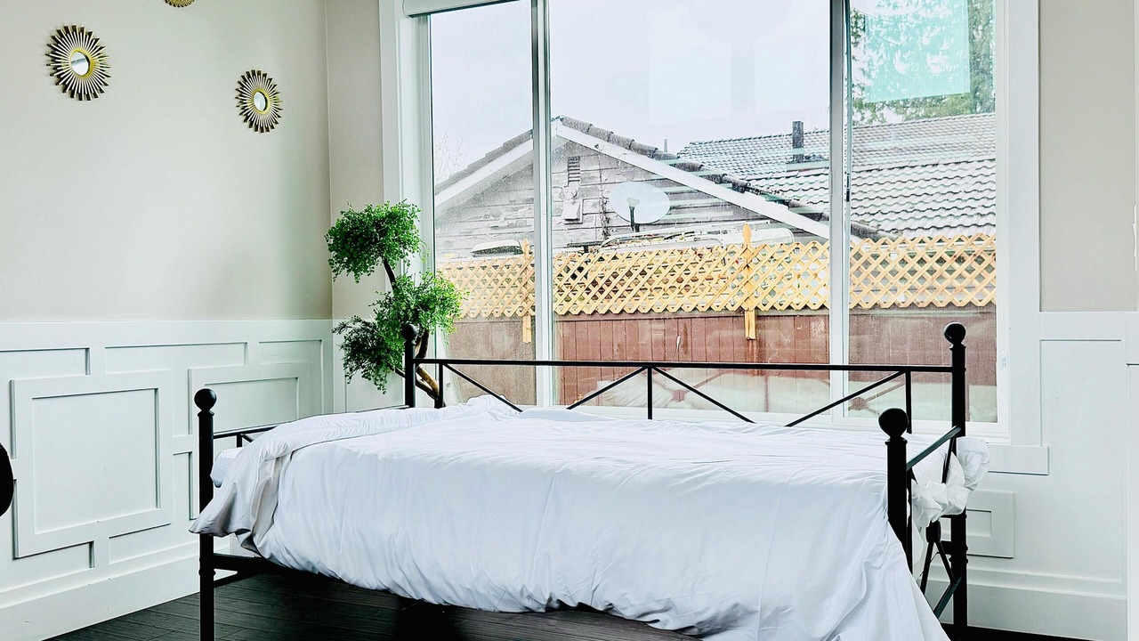 Photo of Bedroom in Highline