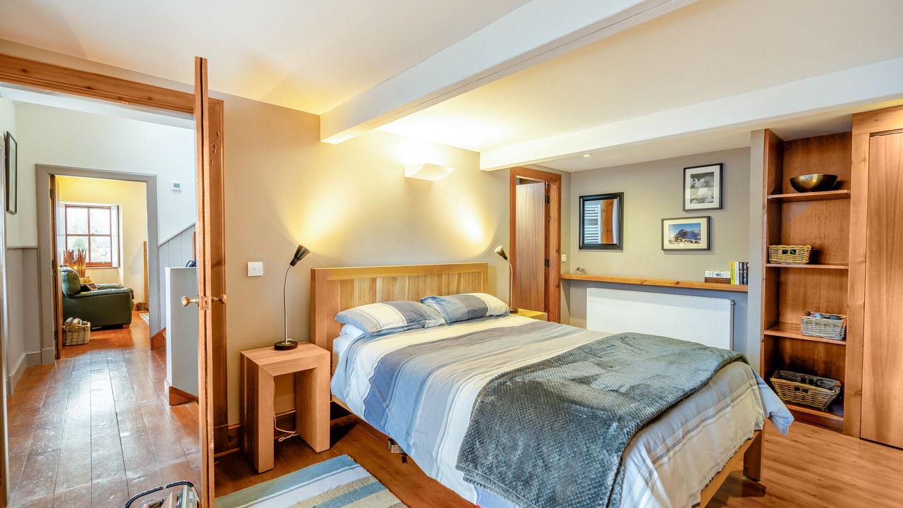 Photo of Bedroom in Comrie