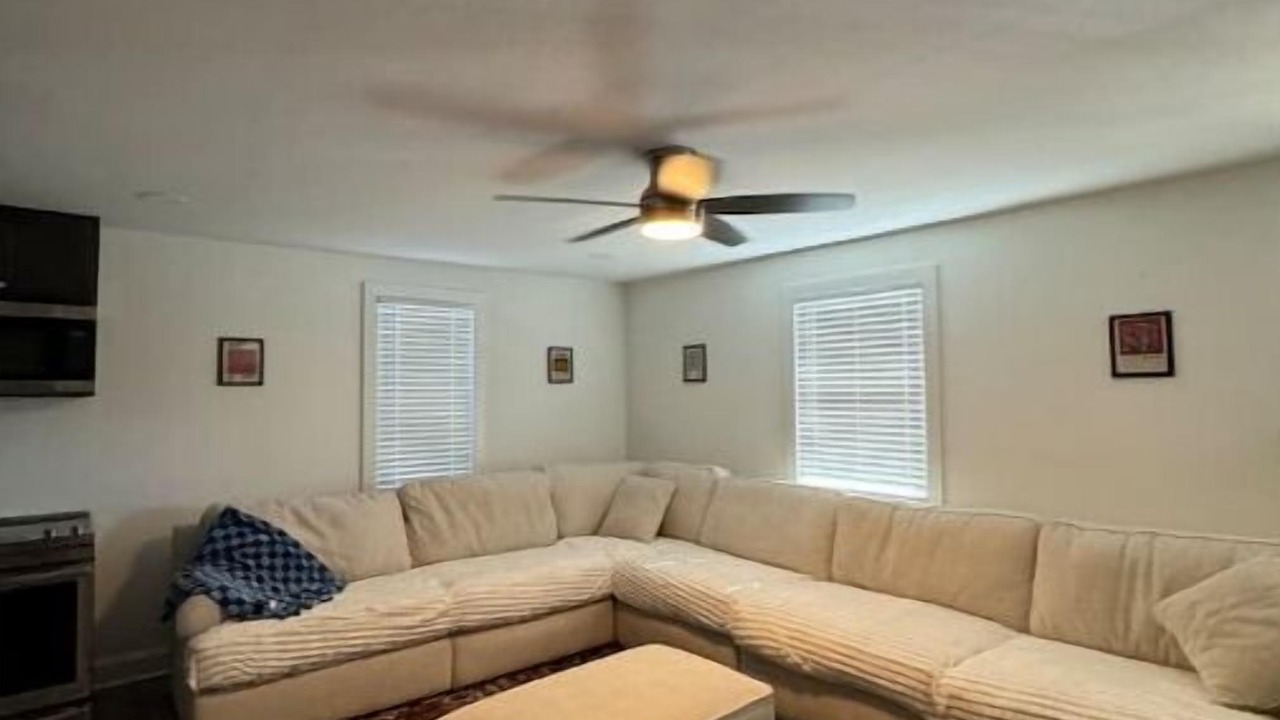Photo of Livingroom in Gambrills