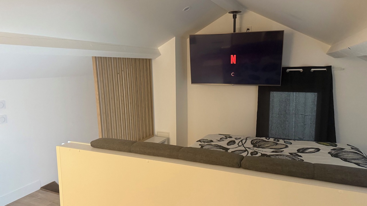 Photo of Bedroom in Chatenoy-le-Royal