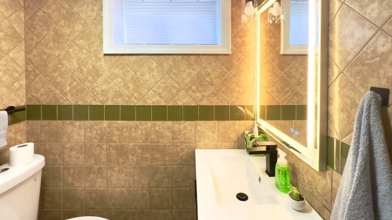 Photo of Bathroom in Skokie