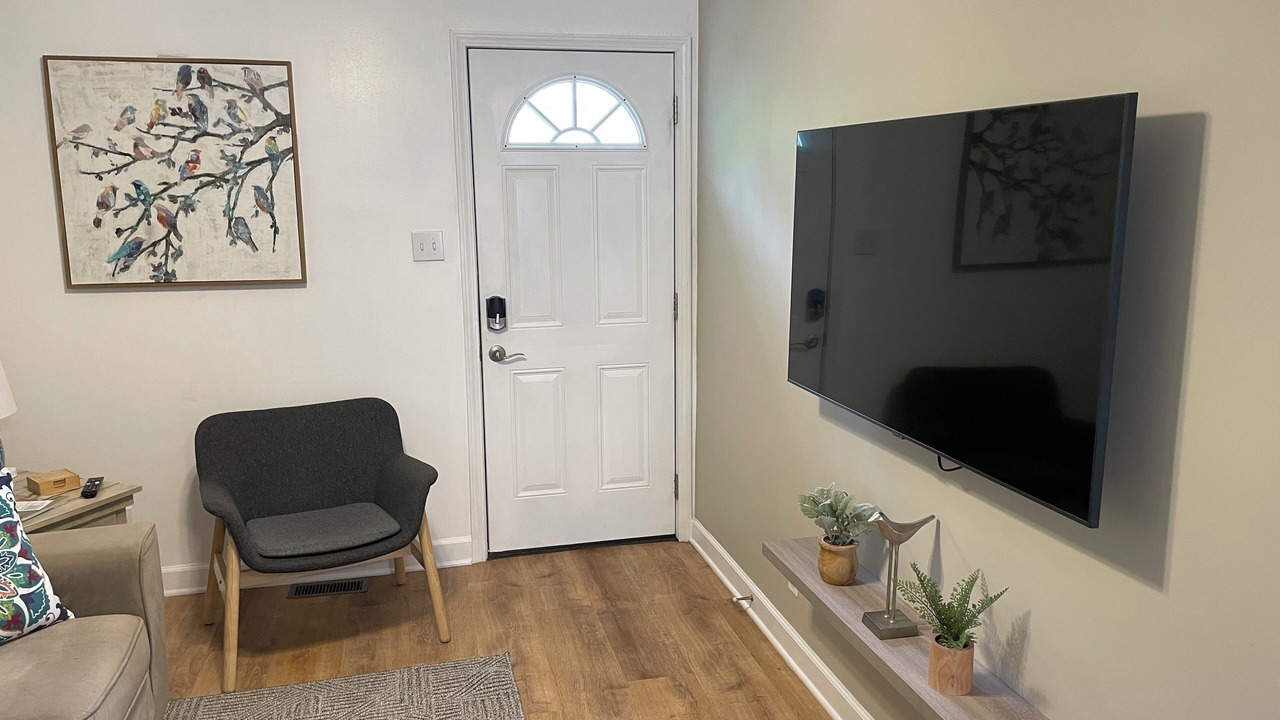 Photo of Livingroom in St. Charles