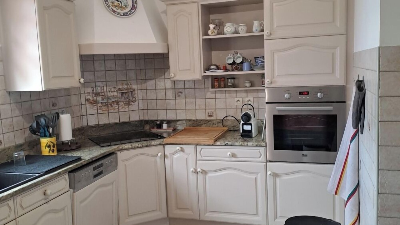 Photo of Kitchen in Claira