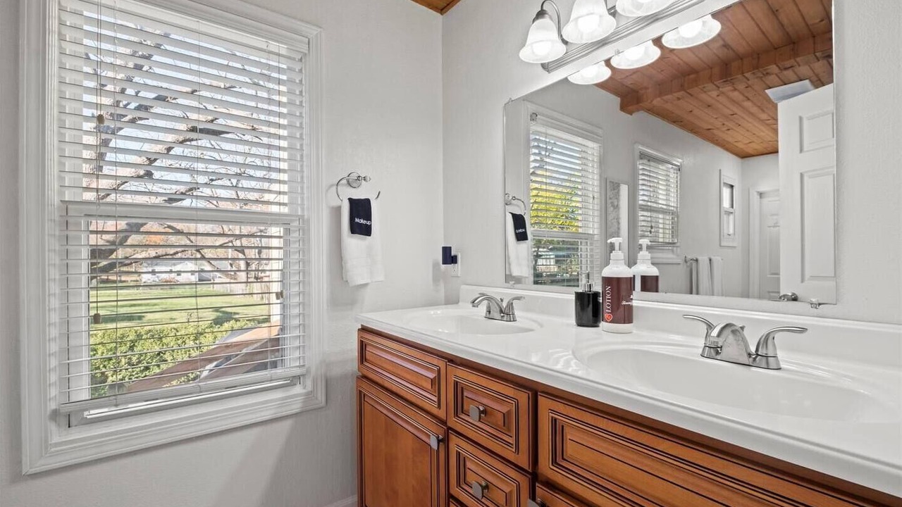 Photo of Bathroom in Overland Park