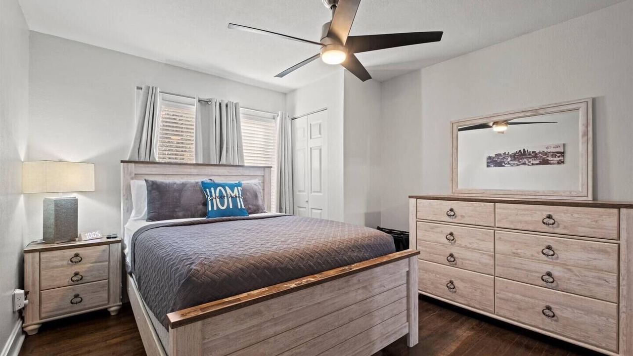 Photo of Bedroom in Overland Park