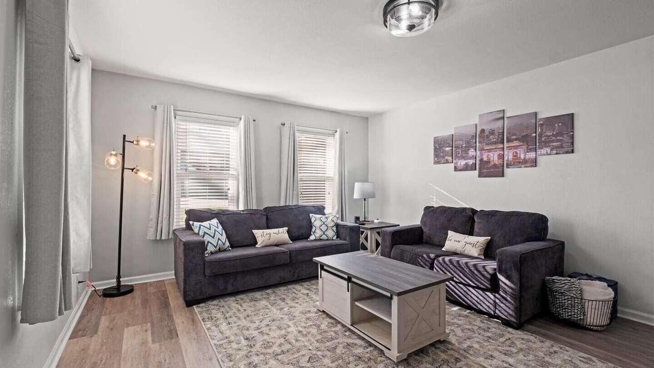 Photo of Livingroom in Overland Park