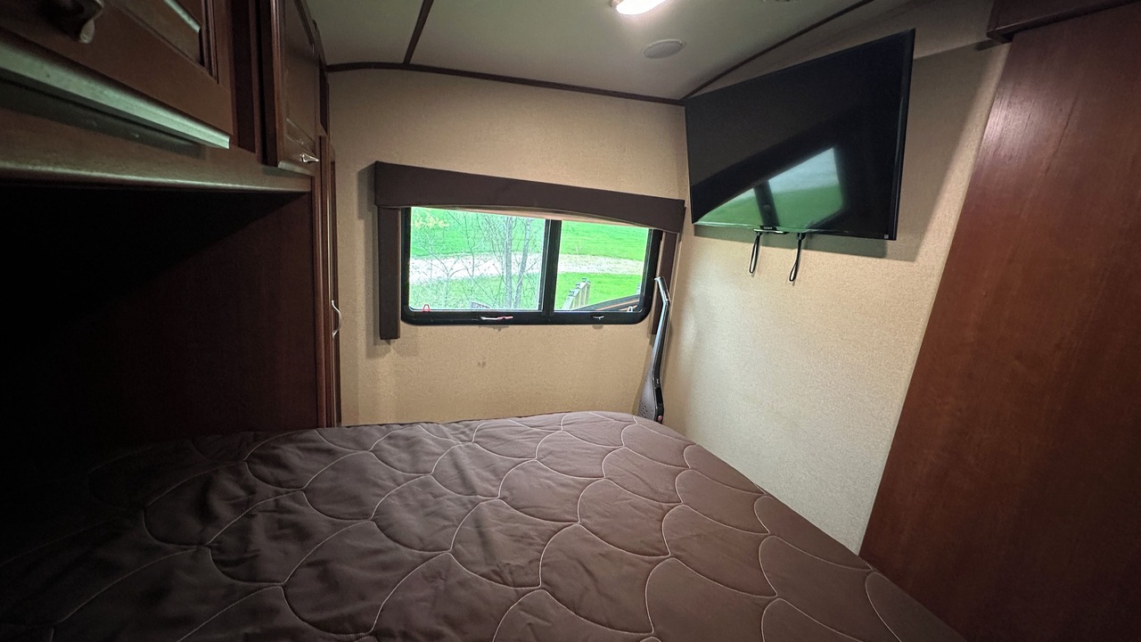 Photo of Bedroom in Lawndale