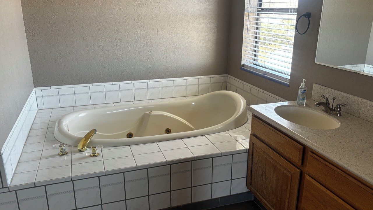Photo of Bathroom in Truth or Consequences