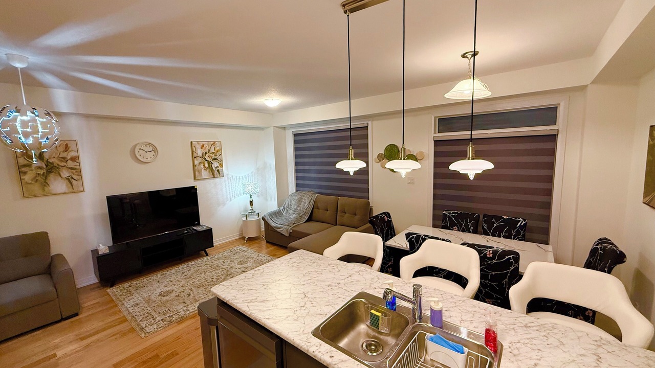 Photo of Livingroom in Thorold