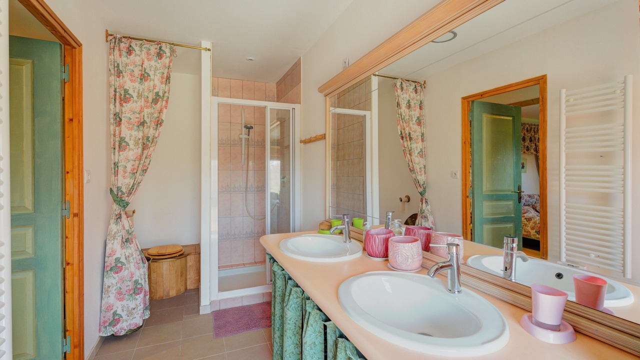 Photo of Bathroom in Boisgervilly