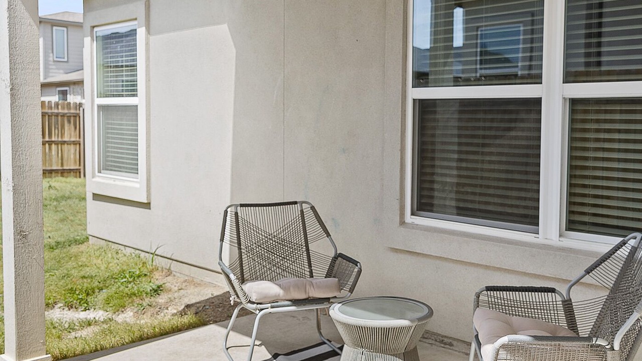 Photo of Patio Balcony in Jarrell