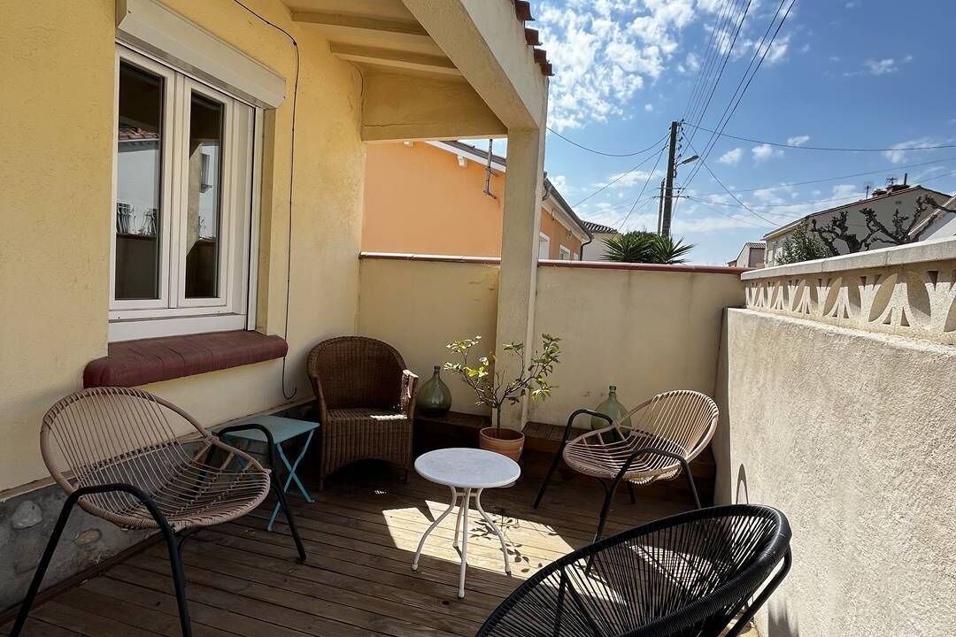 Photo of Patio Balcony in La Jetee
