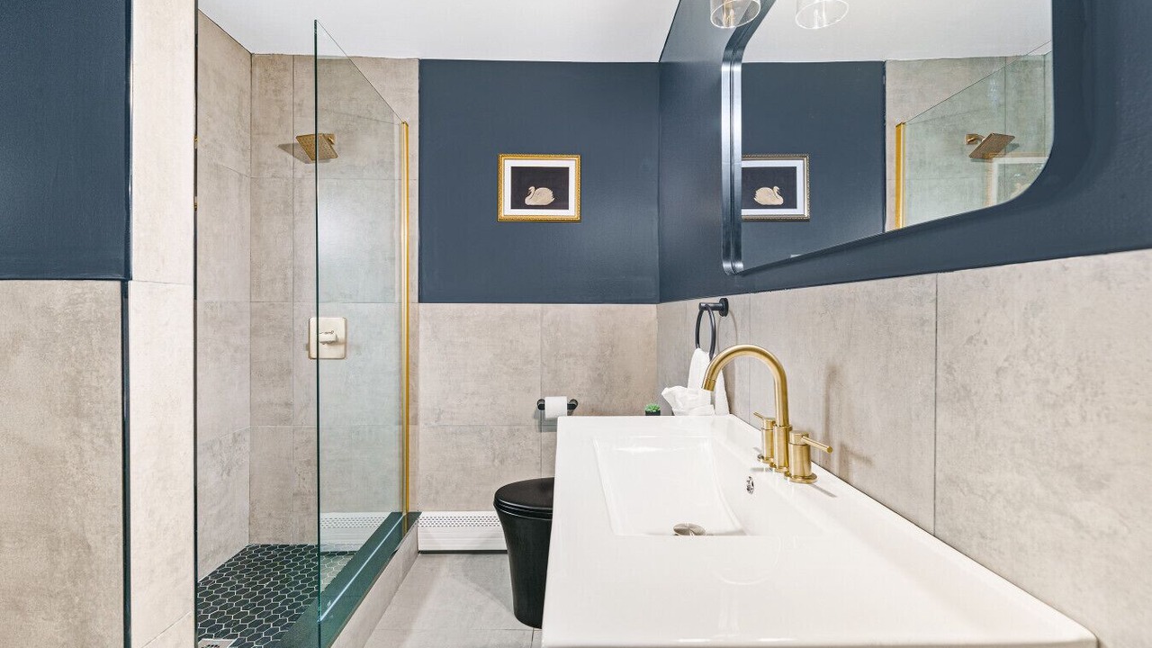Photo of Bathroom in Bayonne