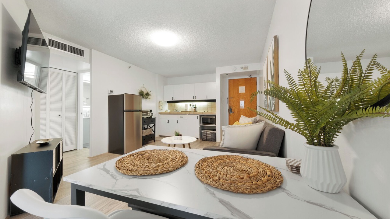 Photo of Others in Downtown Honolulu