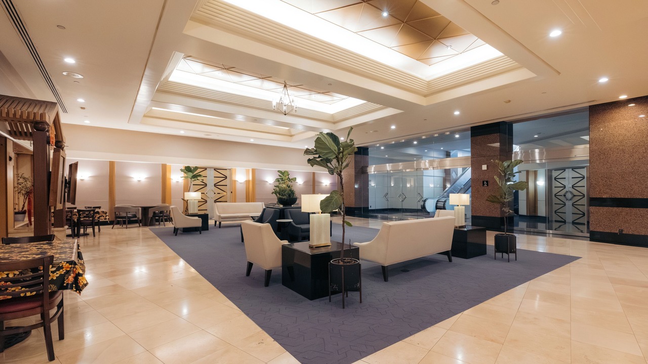 Photo of Others in Downtown Honolulu