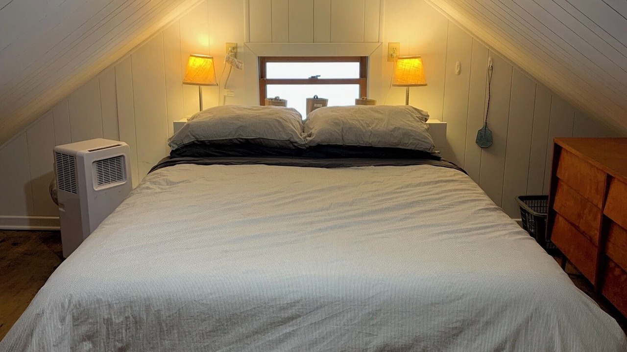 Photo of Bedroom in Lyndhurst