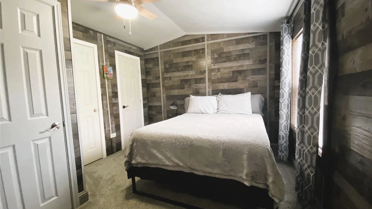 Photo of Bedroom in Thackerville