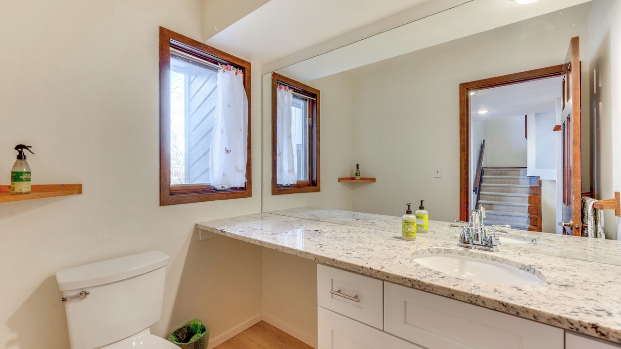 Photo of Bathroom in Arapahoe Ridge