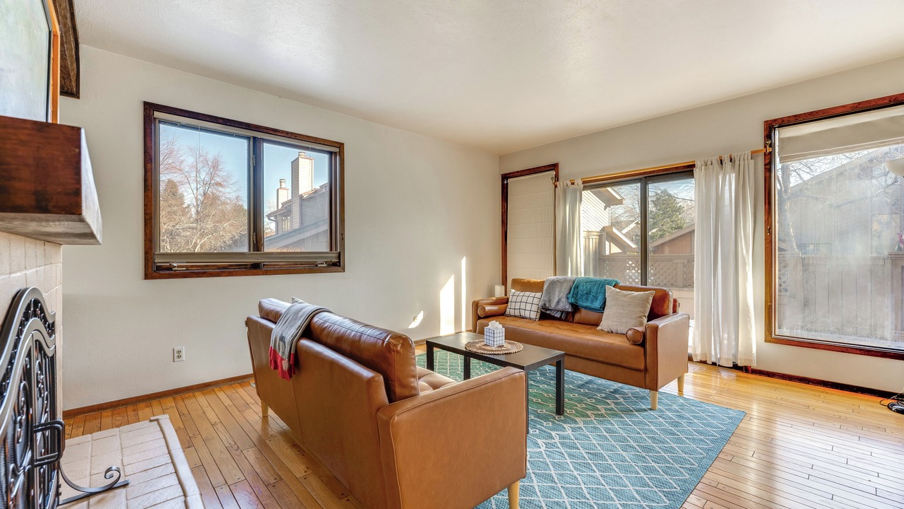 Photo of Livingroom in Arapahoe Ridge