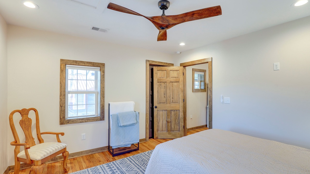 Photo of Bedroom in Hot Springs