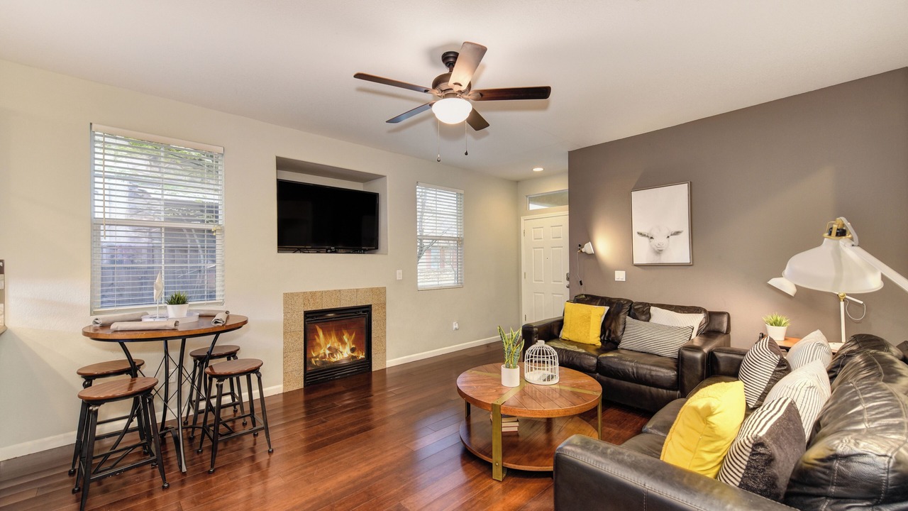 Photo of Livingroom in North Natomas